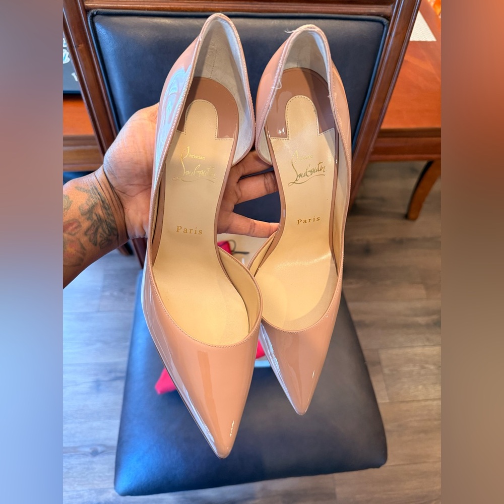 Christian Louboutin Nude Patent Leather Heels - Picture 7 of 7